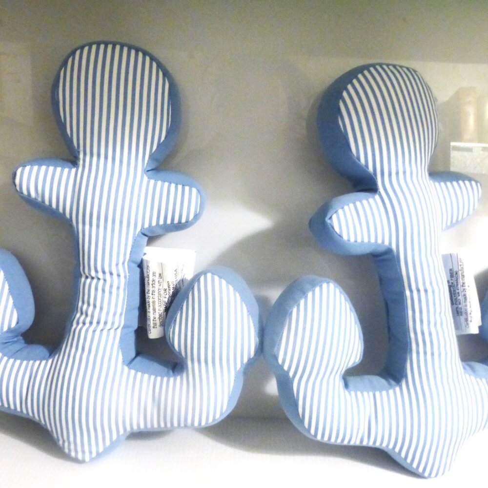 CUSH1 - Pair of ANCHOR CUSHIONS Nautical Ship Boat Cottage Camp Beach Fishing